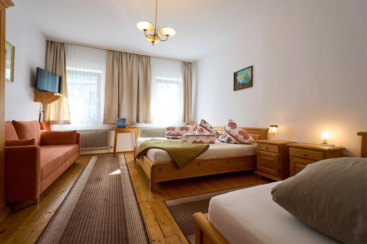 Gasthof Lamm Sankt Jodok am Brenner Bagian luar foto